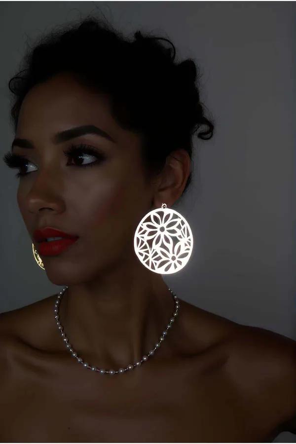 Reflective Flower Earrings: Dazzling Large Laser Cut Design