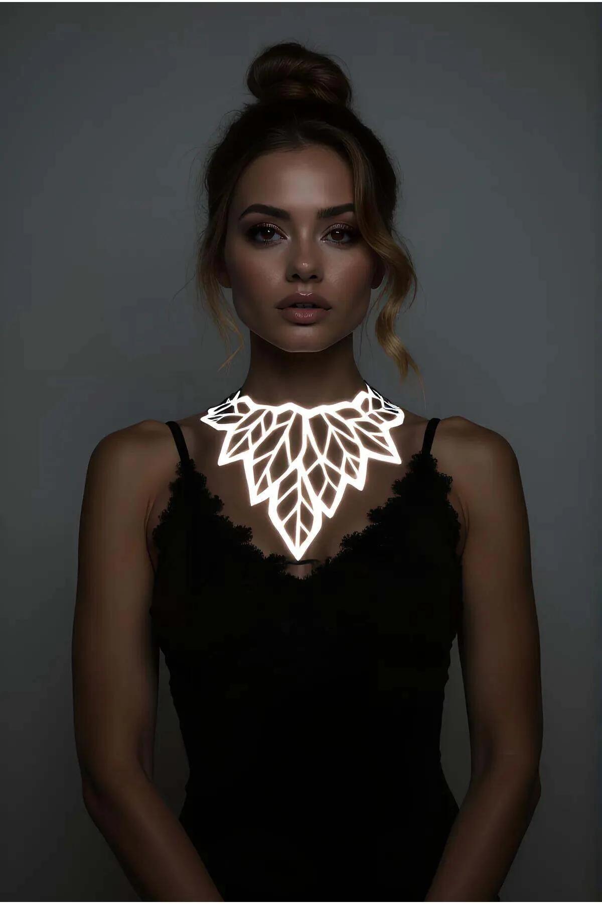 Reflective Choker Necklace - Laser Cut Leaf Design