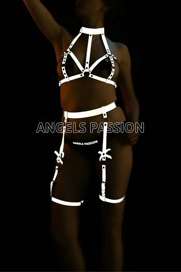Reflective Harness Garter Set – Adjustable Glowing Bodywear