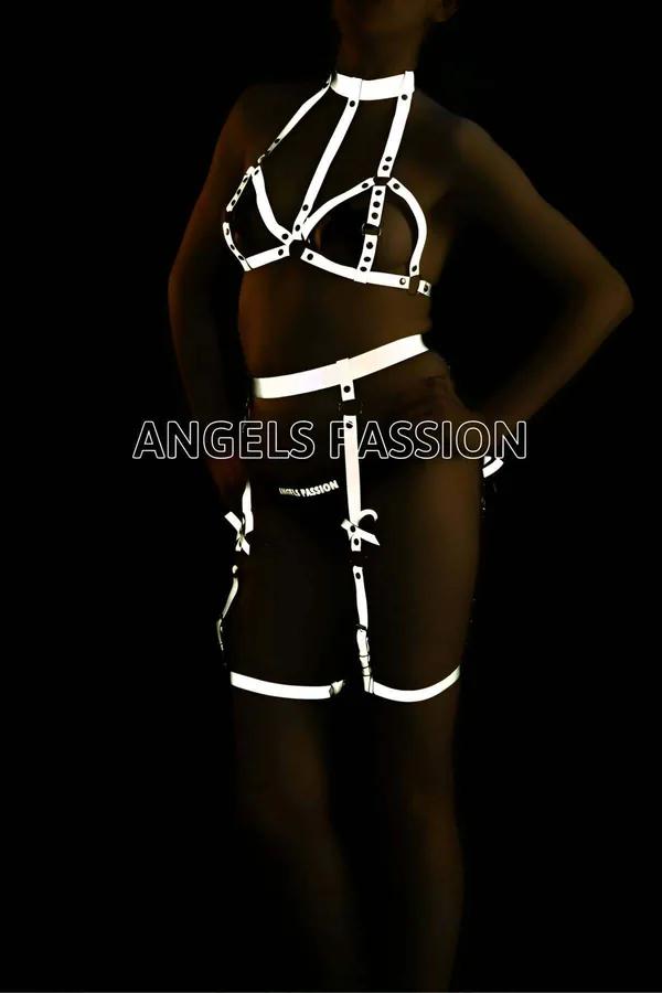 Reflective Harness Garter Set – Adjustable Glowing Bodywear