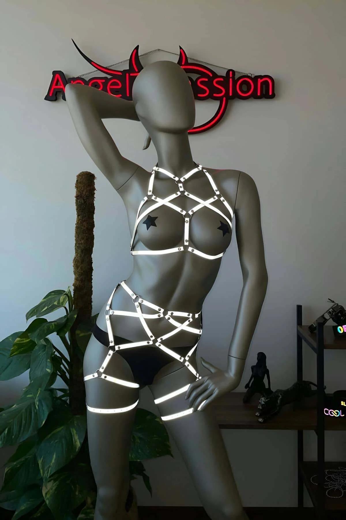 Reflective Body Harness Set - Adjustable Women's Lingerie