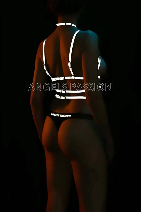Reflective Chest Harness – Adjustable Rave Body Accessory