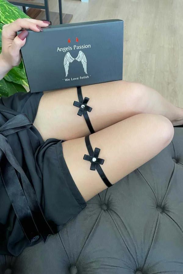 Black Garter Harness with Bow Detail - Adjustable Thigh Band