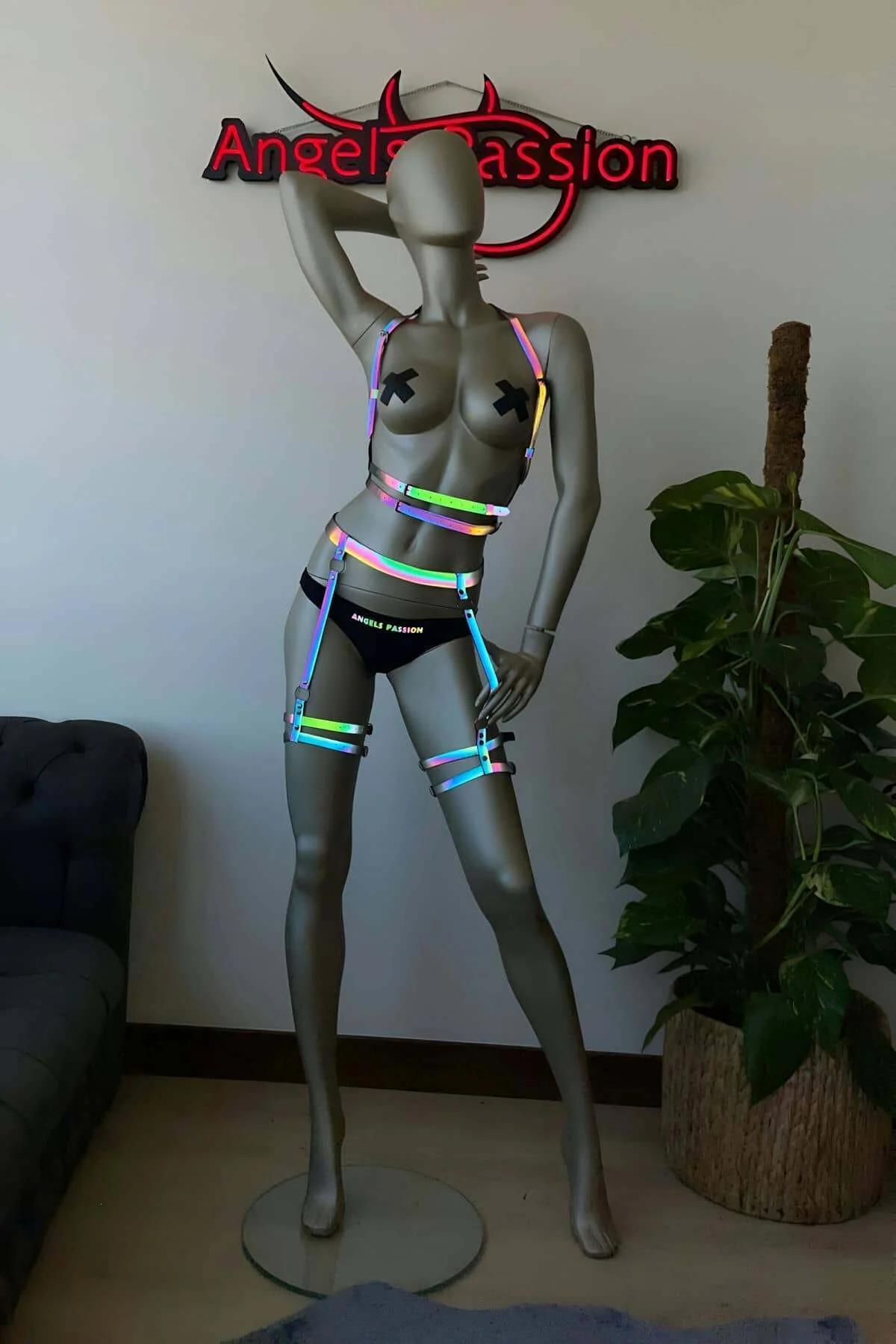 Angels Passion Vibrant Reflective Garter Harness Set