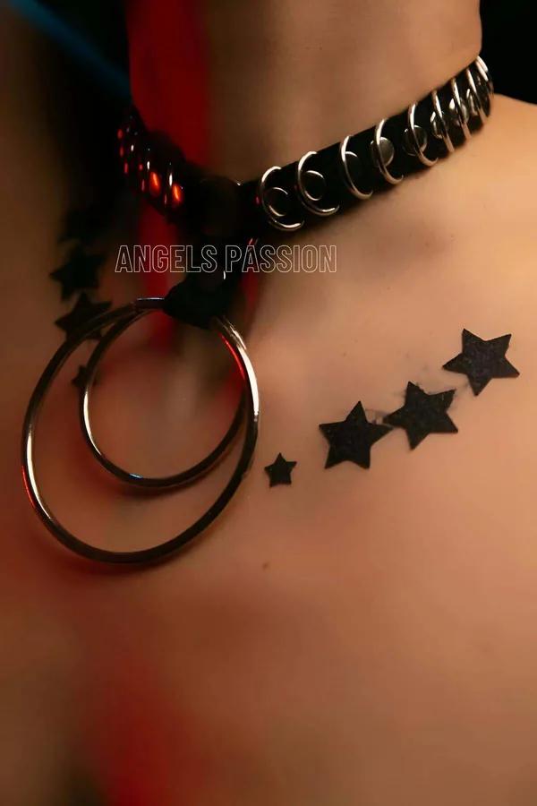 O-Ring Choker Necklace with Chain Detail