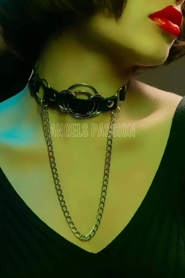 O-Ring Choker with Detachable Chain Necklace