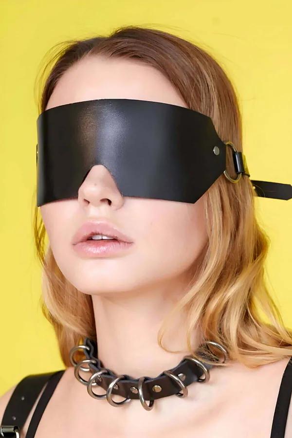 Leather Blindfold Sensory Eye Mask – Adjustable Comfort
