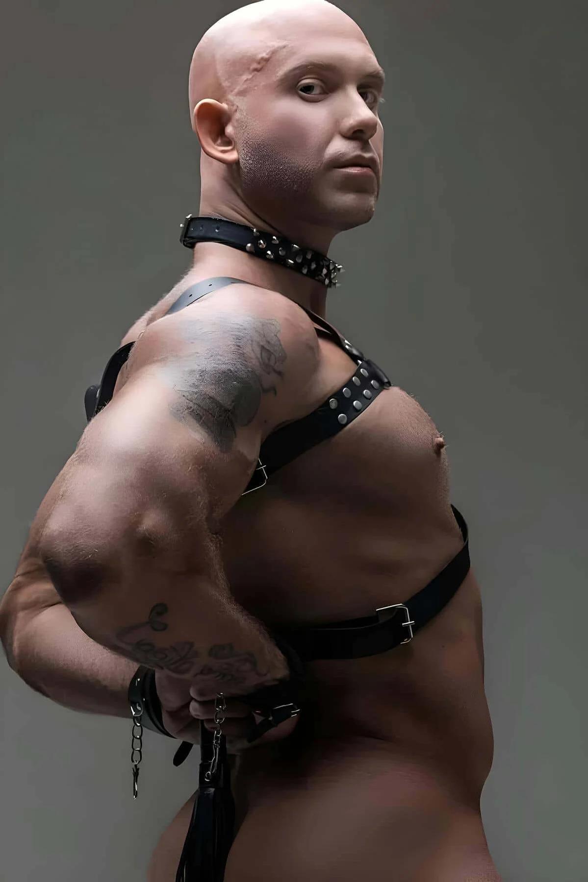 Mens Leather Harness Set with Spiked Choker & Whip