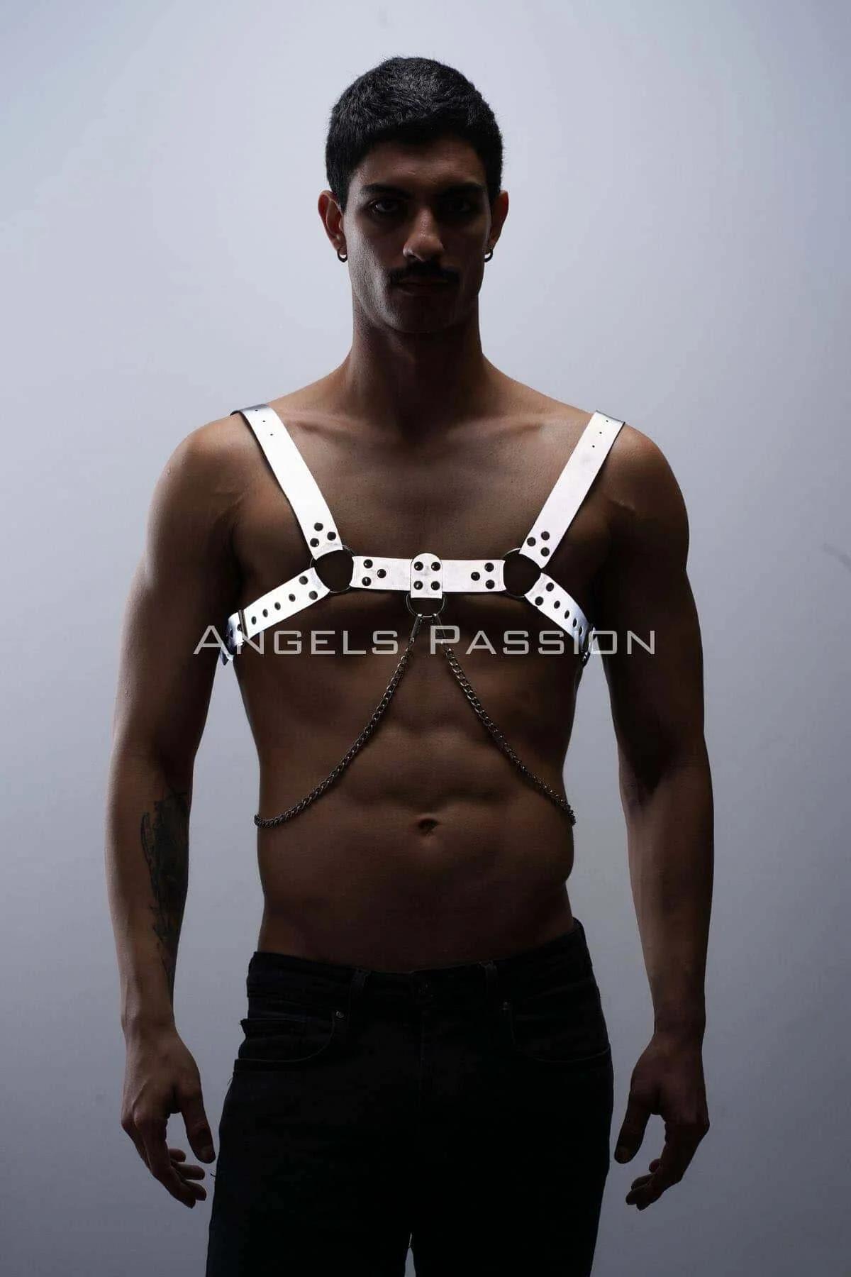 Reflective Mens Chest Harness with Striking Chain Detail