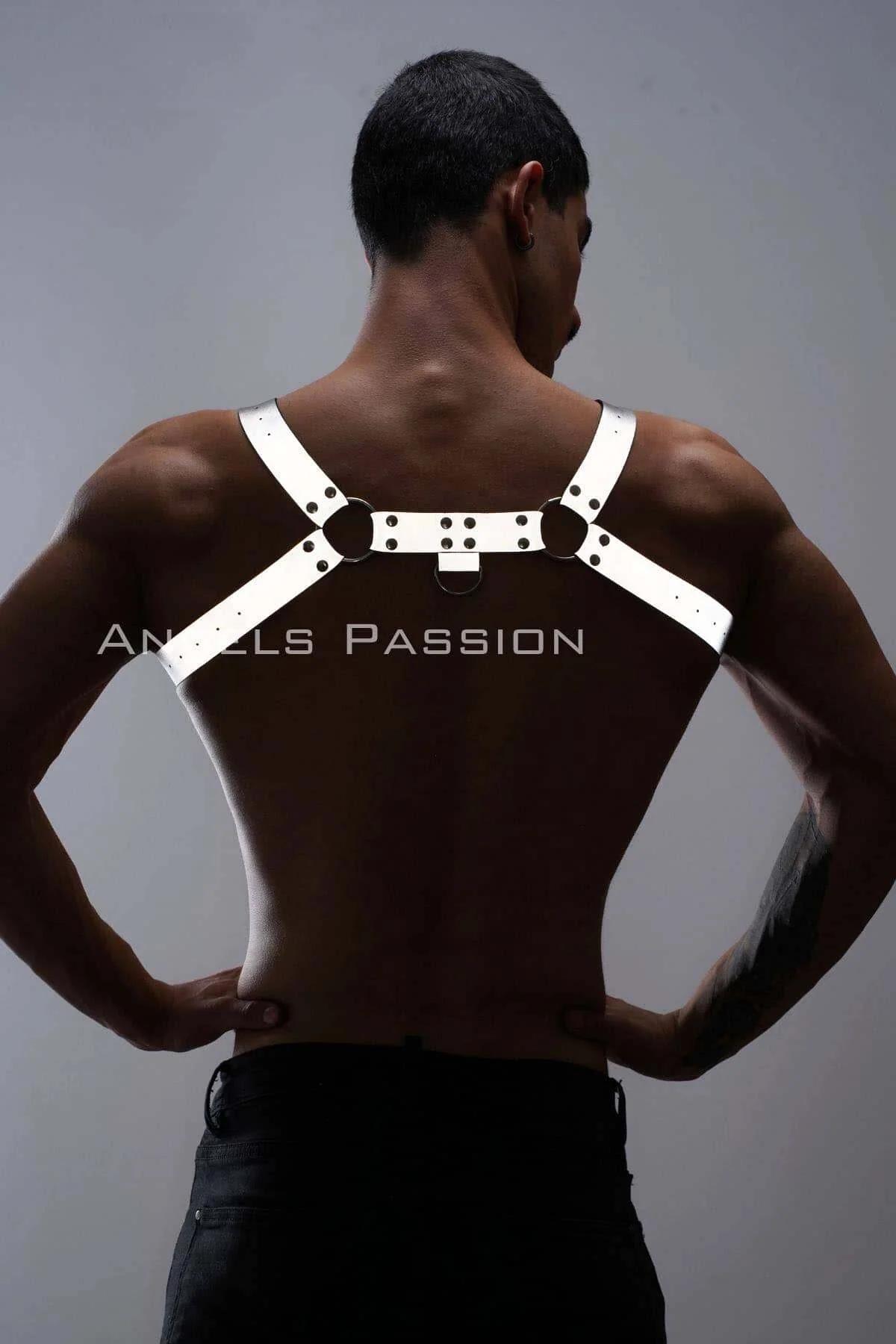 Reflective Chest Harness with O-Ring Accents